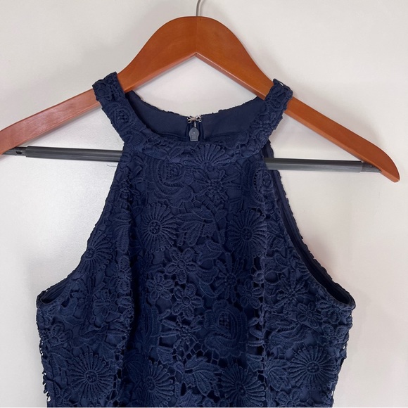 LULU’S LOVE POEM NAVY BLUE LACE MINI DRESS Small - Picture 7 of 16